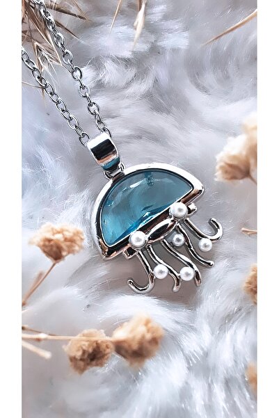 Serenity قلادة من الفولاذ الحجري الأزرق مع شكل قنديل البحر