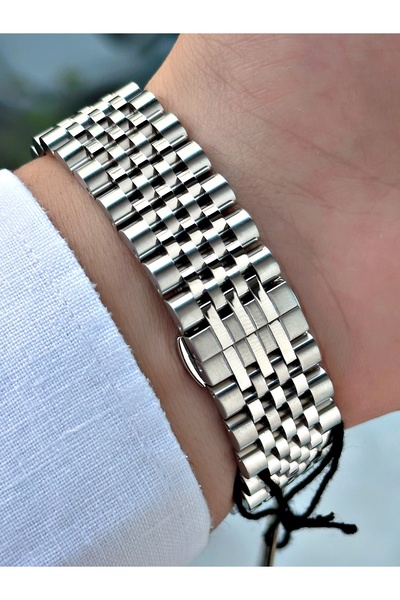 Quantum Takvimli Gümüş-Siyah Renk Safir Cam Çelik Kordon Çelik Kasa Erkek Kol Saati 1215.350MR