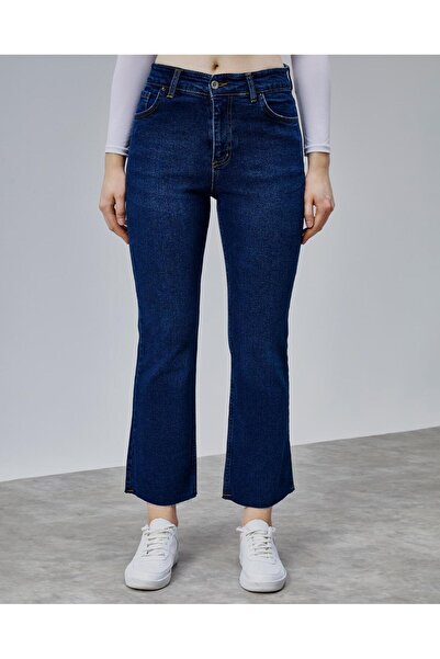 Butik PAÇA KESİK LİKRALI JEAN PANTALON