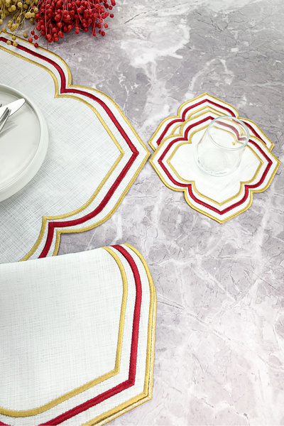 WEARE2 Burgundy Gold Colored Moonrise Embroidered 4 Piece Set (2+2) American Service and Cocktail Napkin