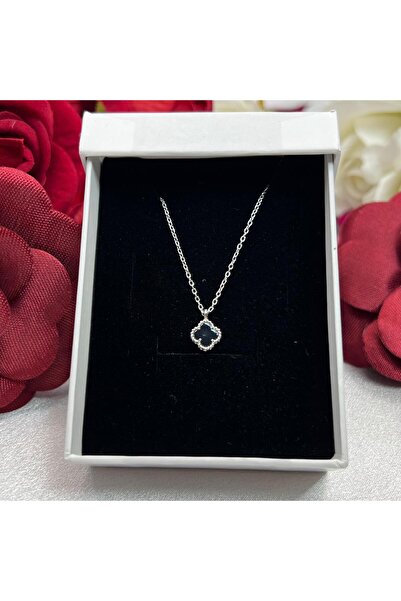 Victoria Yonca Siyah Taşlı Kadın Kolyesi 925 Ayar Gümüş Radyumlu 6 mm