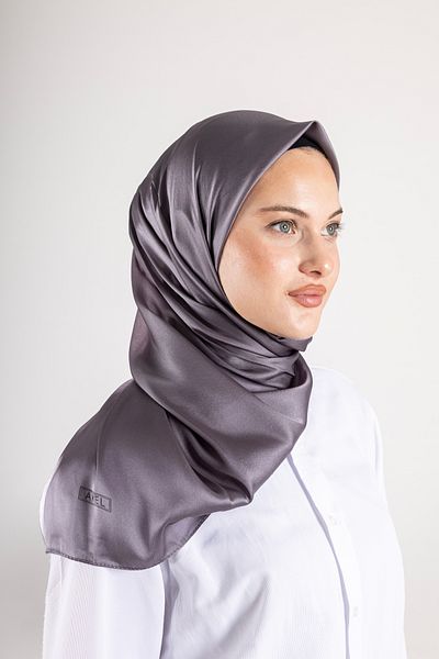 Akel Plain Crystal Fabric Scarf - Non-Slip, Stylish, Tok Standing |   Daily & Evening Dress Compatible