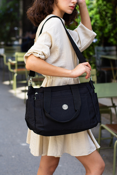 Sanmorris Şık ve Modern Çok Fermuarlı Bölmeli Kadın El ve Omuz Çantası , Spor...