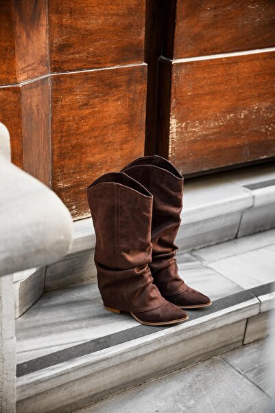 diclepolat Cizme cu toc pentru femei Dima Brown Suede Bellows