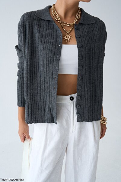 FEMMESTUDIO Women's Gray Buttoned Knitwear Cardigan