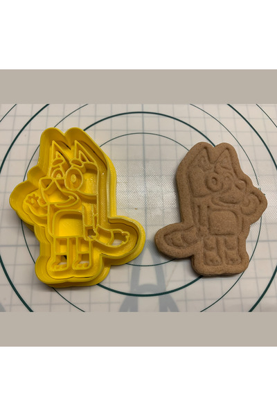 Mizaku Bluey Themed Cookie Mold and Cutter