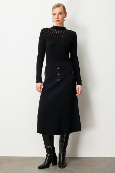 ON Πλεκτή φούστα με κουμπιά