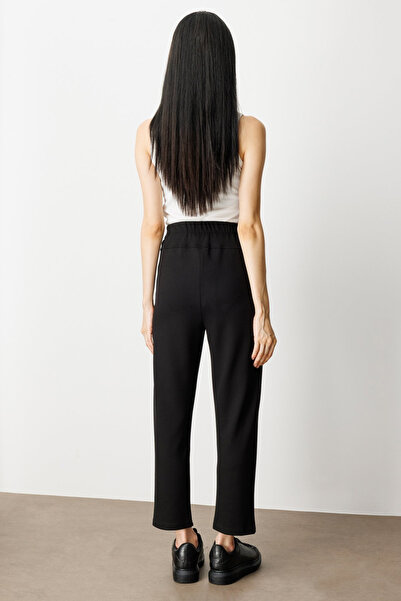 ON Παντελόνι με λεπτομέρεια τσέπης Zigzag