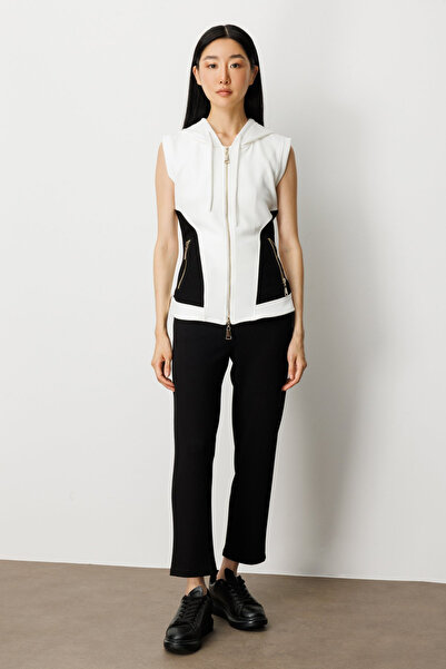 ON Двоколірний жилет з капюшоном