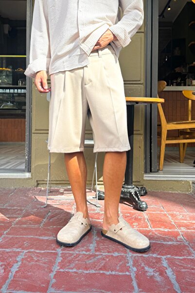 Flaw Wear Πλισέ σορτς από ύφασμα σε μπεζ χρώμα