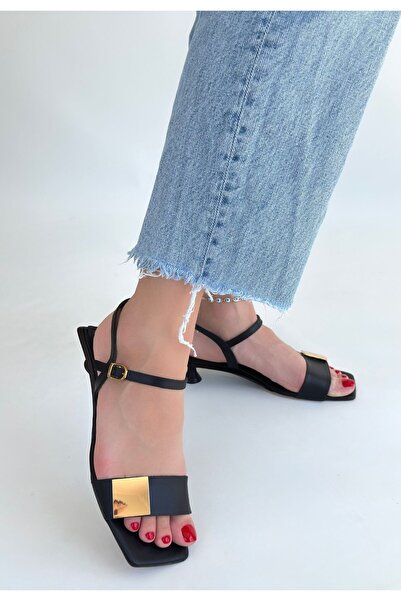 Erbilden Zıan Black High Heels