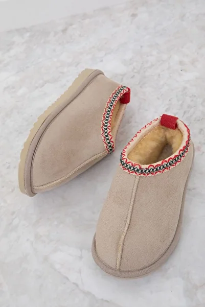Zerenyus Muko Daily Mini Girl's Boots with Thick Sole and Wool Inside