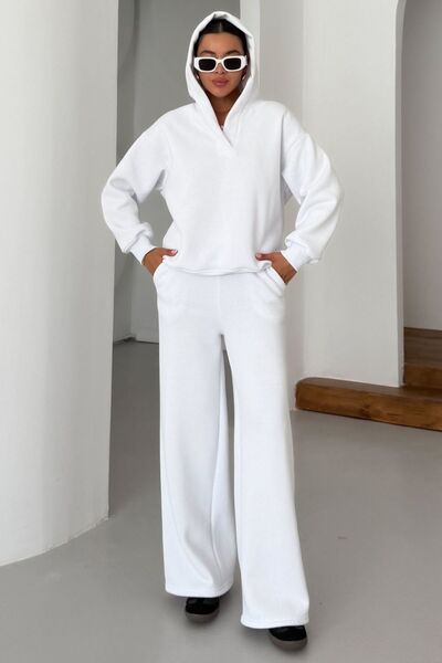 Trendseninle Kadın Beyaz Patlı Yaka Kapüşonlu 3 İplik Eşofman Takımı