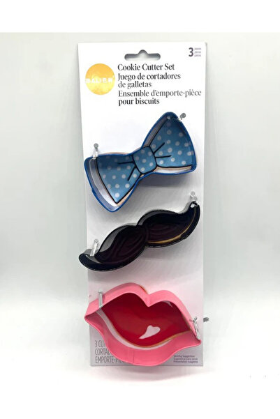 Lumea Set decupatoare fundite, mustata si buze - Wilton