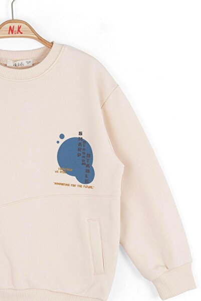 NK Boy's Power Sweatshirt Age 4-8 Cream