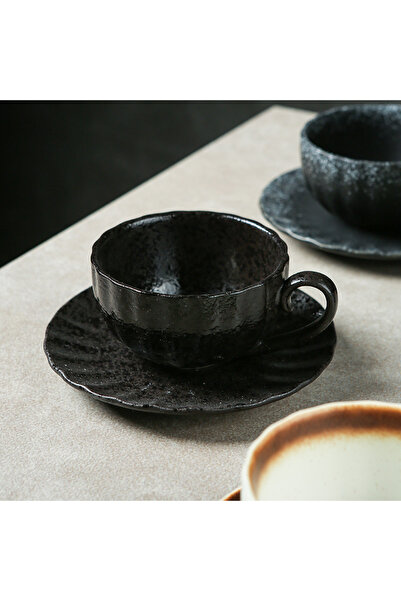 VALUE كوب قهوة مع الصحن مصنوع من السيراميك بلون الأسود