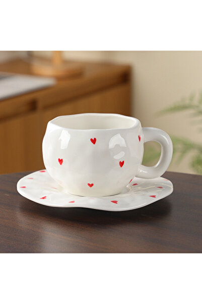 VALUE كوب قهوة مع الصحن مصنوع من السيراميك مزخرف بالقلوب