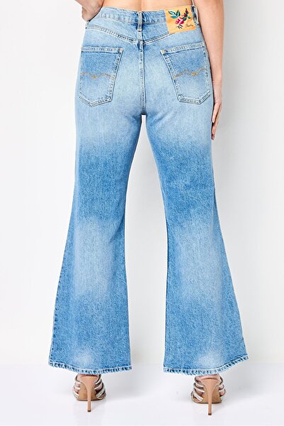 Replay Women Bootcut Fit Washed Stretchable Jeans, Light Blue