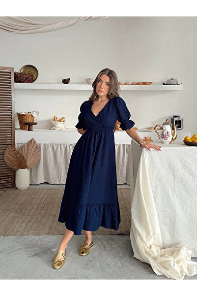 URİS فستان نسائي أزرق داكن بياقة على شكل V وخصر مطاطي من قماش الموسلين وأكمام...