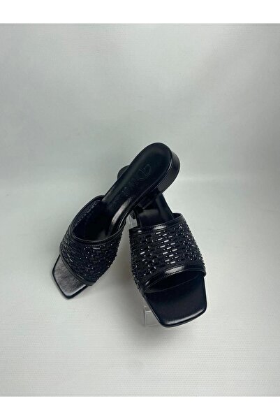 Alfanora Black leather embroidered slippers