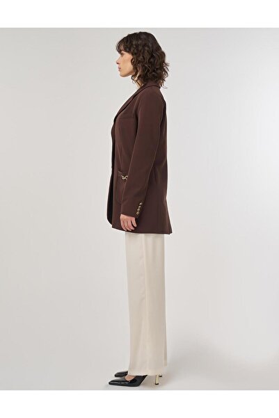 Kayra Μπλέιζερ με διπλά κουμπιά σε σκούρο καφέ