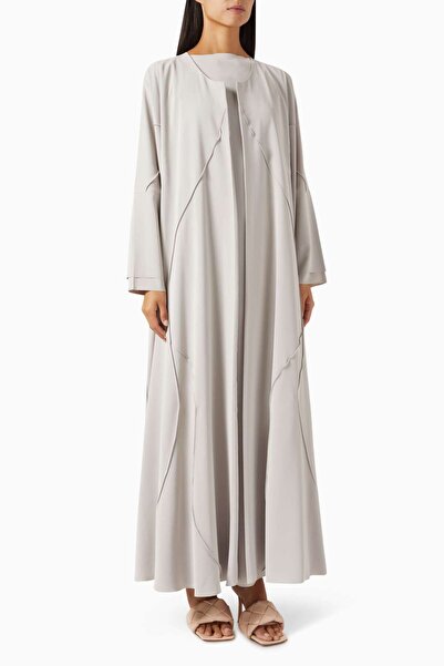 Al Mraikn Capture Comfortable Elegance with This Stylish and Modern 3-Piece A...