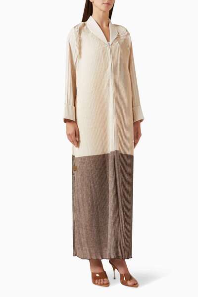 Rauaa Official Capture Your Style with This Modern Chic Fabric Two-Tone Pleat...