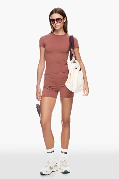 Bershka Quick dry ve nefes alabilen bisikletçi şortu