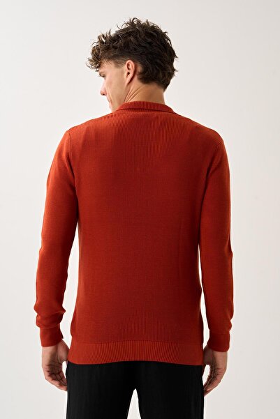 ALEXANDERGARDI V Detailed Polo Neck Sweater