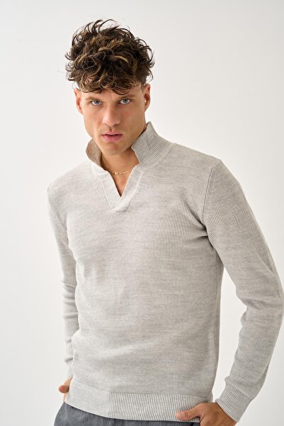 ALEXANDERGARDI V Detailed Polo Neck Sweater