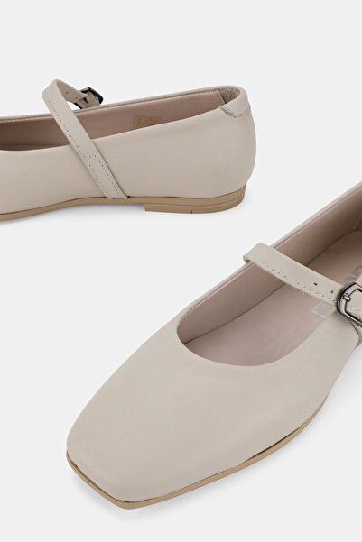 TUNAELLİ Women's Beige Khaki Natural Leather Buckled Strap Flat Shoes, Size 36-41