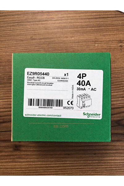 Schneider Electric 4X40 A 30MA KAÇAK AKIM KORUMA RÖLESİ