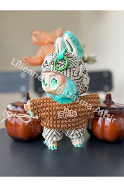 LİLİ ENNEE Lilienne Elbiseli Labubu Anahtarlık ( KARIŞIK GELMEKTEDİR . )