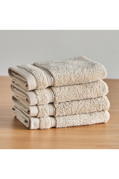 Home Centre Expressence 4-Piece 560 GSM Cotton Fingertip Towel Set - 33x33 cm