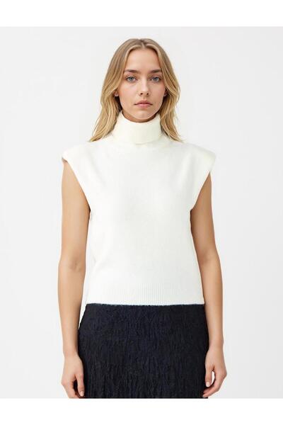 Jimmy Key Ecru Turtleneck Sleeveless Knit Sweater