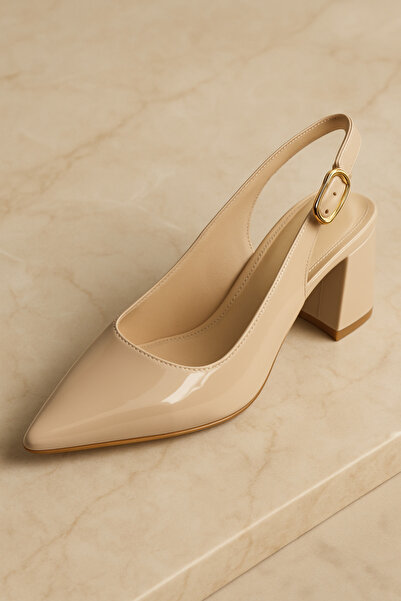 Brielfy Flag Low Heeled Patent Leather Shoes with Gold Side Buckle 5cm Heel
