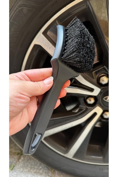 ZeuZ Araba Jant Temizleme Fırçası , Zorlu Kirlerde Etkili, Dayanıklı Kıl Yapısı ( 1 Adet )