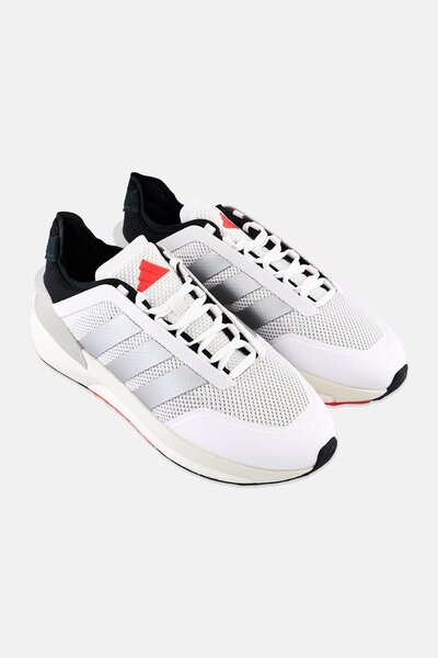 adidas Men AVRYN Lace Up Running Shoes, White