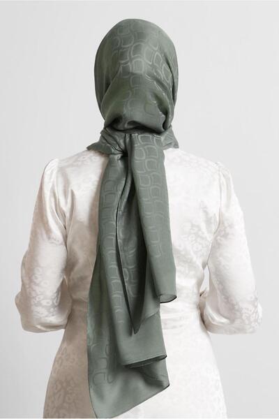 Alvina Jakarli Vual Shawl 8572