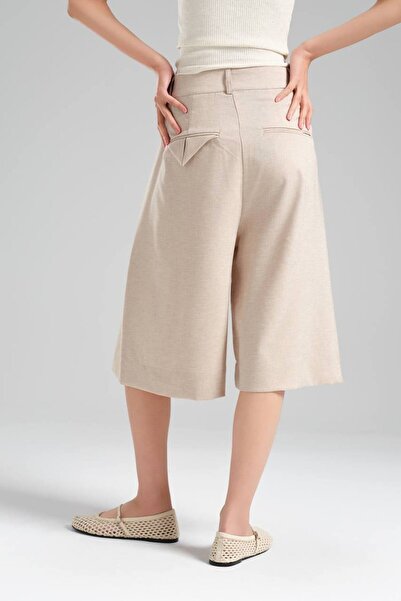 tw3 Kadın Pile Detaylı Tasarım Bermuda Şort