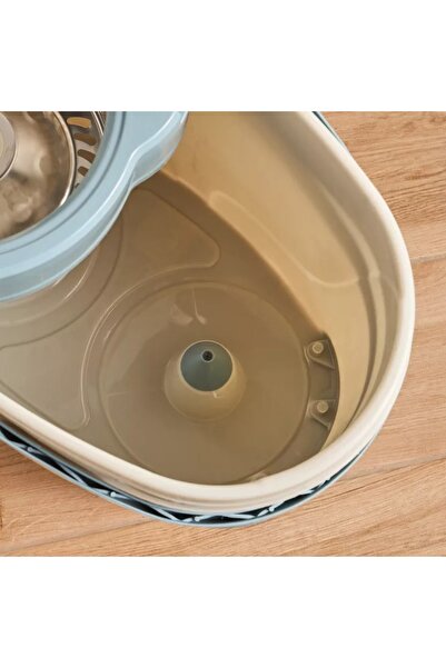 Generic Quiki-Kleen Mop Bucket with 2 Mop Heads