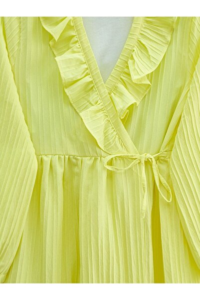 Modamorfo Ruffled Front Lace-Up Kimono with Elastic Sleeves - Yellow