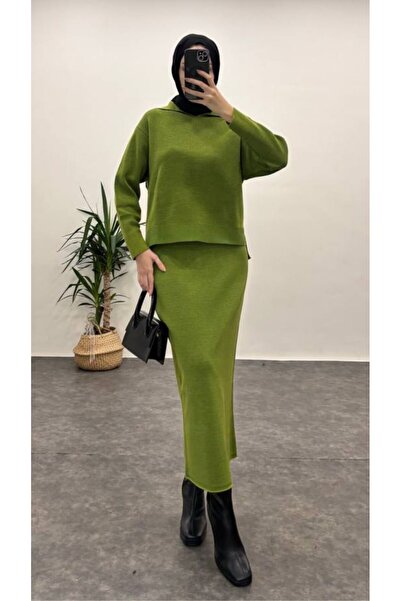 Suede Style 42002 - Şık Rahat Triko Etek Kazak Kadın Takım