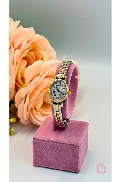 Moond Accessories ساعة نسائية بسيطة بسوار فولاذي