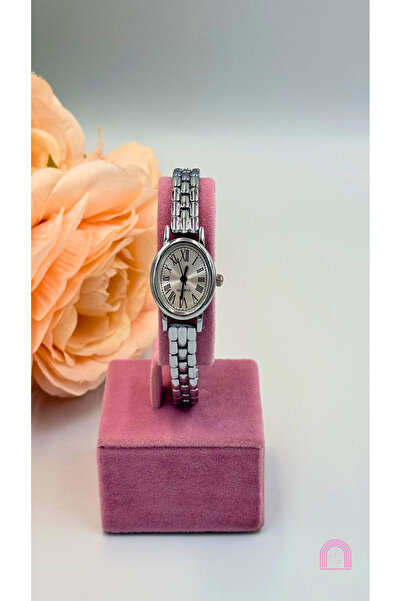 Moond Accessories ساعة نسائية بسوار فولاذي فضي