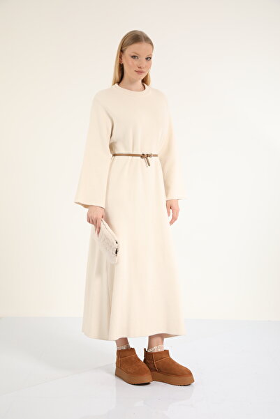 Suede Style 42100 - Шикарне зручне трикотажне плаття з велосипедним коміром для жінок