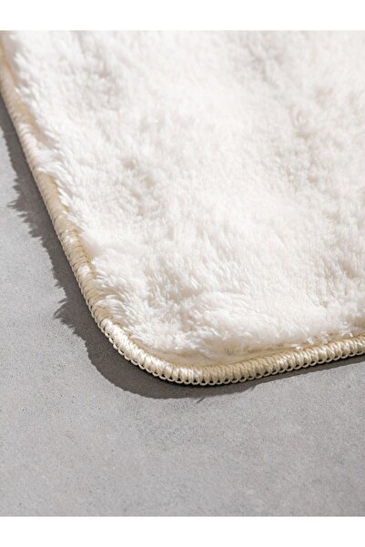 LC Waikiki Sparkling Selections from Shining Store |   Plush Bath Mat Set of 2