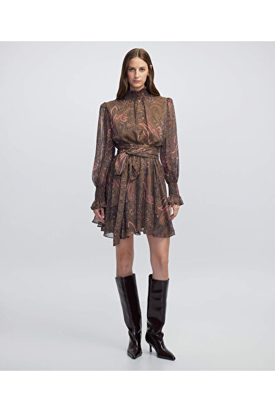 İpekyol Desenli yüksek yaka elbise
