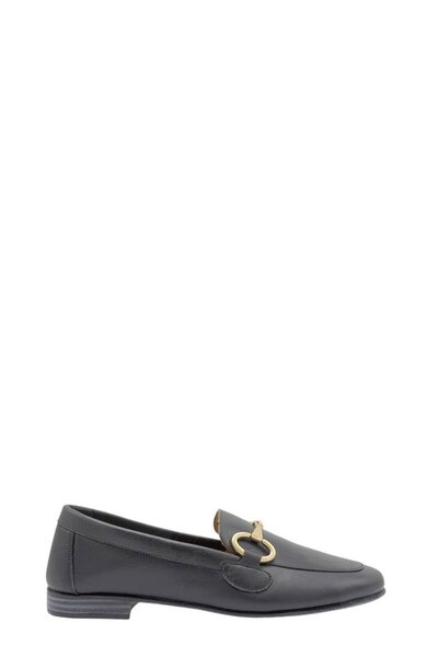 Moulin Shoes حذاء لوفر نسائي بإكسسوارات إبزيم من الجلد الأسود