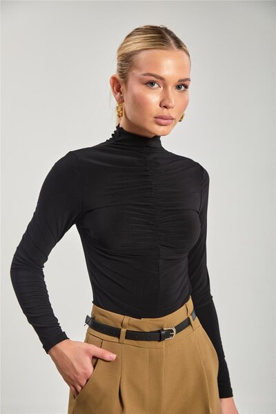 BARRELS AND OIL Kadın Dik Yaka Önü Büzgülü Bluz - Siyah